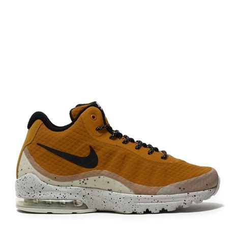 nike air invigor mid braun